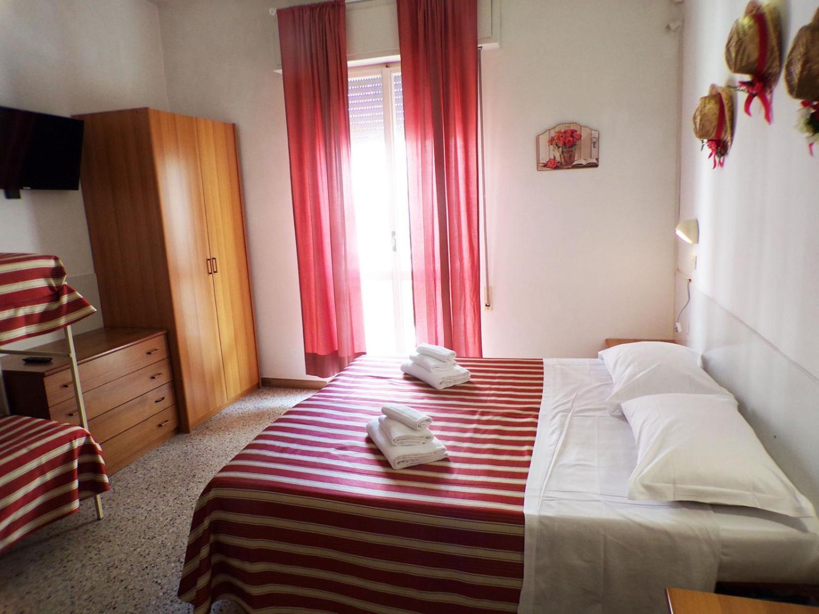 Hotel Graziella Mare Rimini Ngoại thất bức ảnh